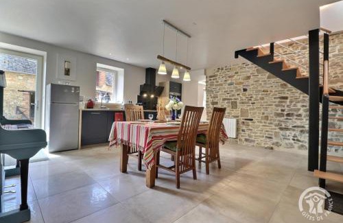 Erce-en-Lamee House | L'auge bleue