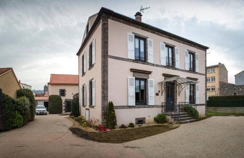 Aubiere House | L'Enclos de Ribains
