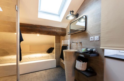 Aubiere House | L'Enclos de Ribains