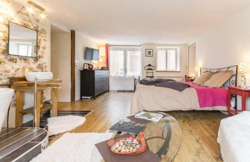 Mhere Bed & Breakfast | L'Escale du Banquet
