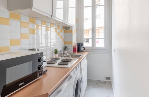 Musicians Quarter Apartment | L'Escurial - appt 303 by Interhome