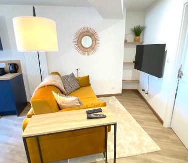 Hauteville-Lompnes Apartment | L'Essentiel - Cocon lumineux au cœur de Hauteville