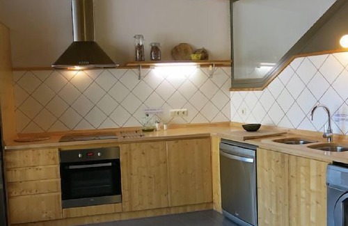 Montcortes Cottage | L'Estisora de Casa l'Hereu for 8 people