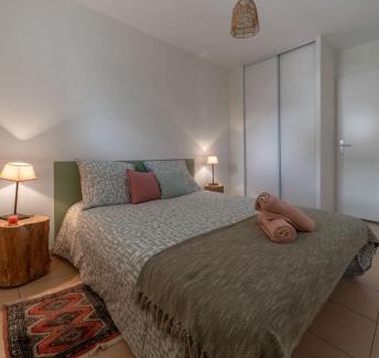 Champ-Capelet Apartment | L'Eugenie - Appartement design & confort en centre-ville