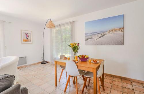 Luglon House | L'Eyre de vacances -Proche Lac Arjuzanx - jeux - terrasse - plancha -