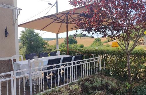 La Celle-sous-Gouzon House | l'hirondelle 2 tot 9 personen