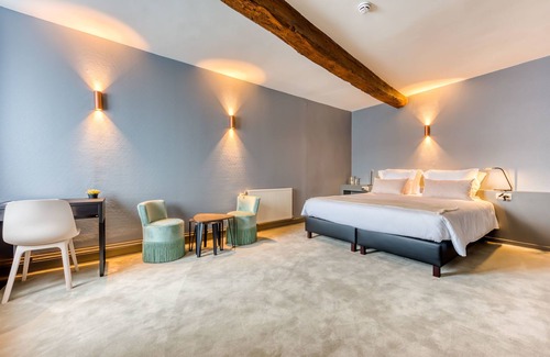 Comblain-la-tour Hotel | L'Imperi'Ale