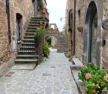Civita di Bagnoregio Apartment | L'Incanto di Civita