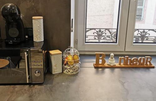 Oyonnax Apartment | L'instant