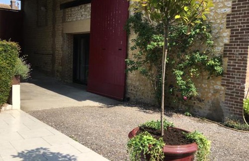 Amfreville-sur-Iton House | L'Oreade