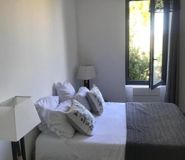Roquefort-des-Corbieres House | L Ostalada