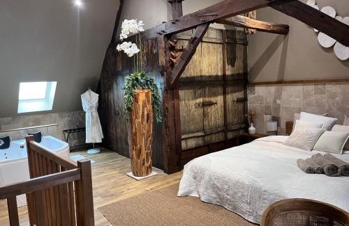 Saint-Omer Hotel | La 104 Zen Suite romantique dans maison réservée aux hôtes