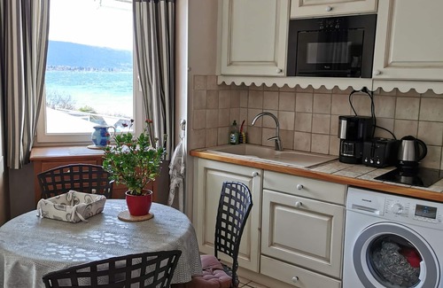 Duingt Apartment | LA BAIE DES VOILES, Exceptional waterfront apartment, Duingt, Lake Annecy