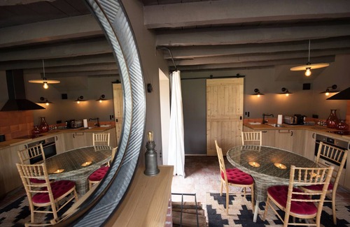 Saint-Laurent-Nouan Apartment | La Barboire Campagne - Little house