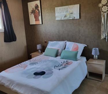 Carcassonne Apartment | La Bastide du Canal avec piscine et clim