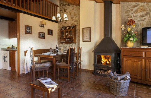Sant Joan de Les Abadesses Apartment | La Batllia
