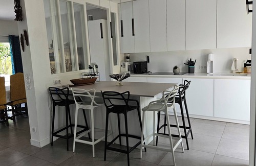 Fresnes House | La Belle-Verte, a beautiful family home south of Paris!