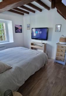 Dampierre-sur-Avre House | La Berceuse Normande