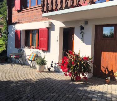 Monthey Bed & Breakfast | La Bergerie - chalet Alice