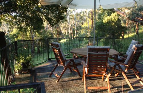 Sailors Falls House | La Boheme Secluded Luxury Spa Villa