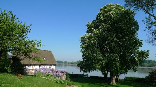 Vieux-Port Bed & Breakfast | La Bonne Auberge - Seine Panorama SAS