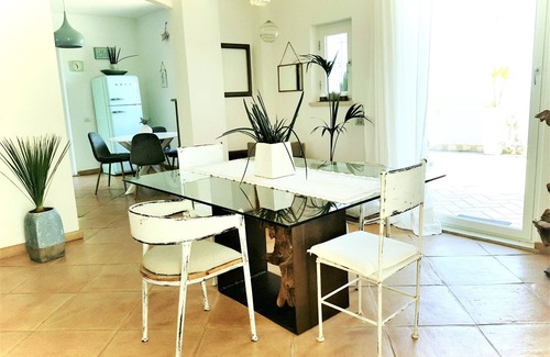 Finale Ligure Villa | La BouganVilla Charme & Relax with sea view