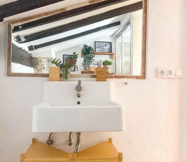 Alicante Apartment | La buhardilla del Mercado Ubicacion e historia