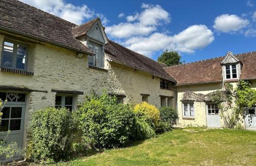 Boutigny-Prouais Villa | La Buissonnière