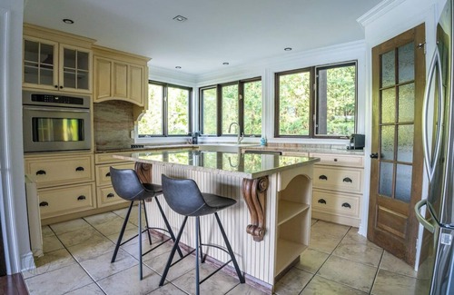Sainte-Marcelline-de-Kildare House | Lac Léon | spa | waterfront