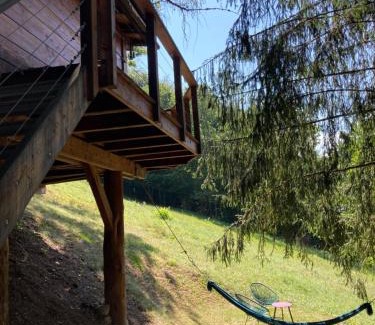 Saint-Jean-dʼAulps Bed & Breakfast | la Cabane dans les Arbres