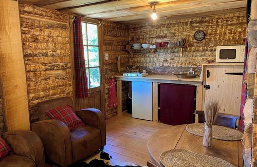 Gravieres Cabin | La Cabane Trappeur : 2/3 Personnes