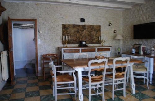 Civray-de-Touraine House | La caburoche de Charlemagne