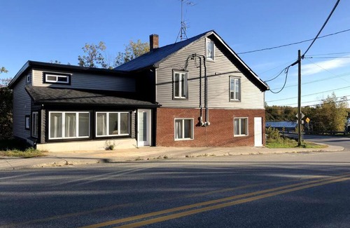 Scotstown House | La cachette de la rivière au saumon et spa