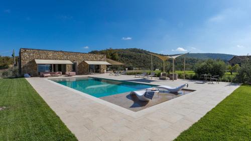 Badia a Ruoti Villa | LA CALCINAIA 16, Emma Villas
