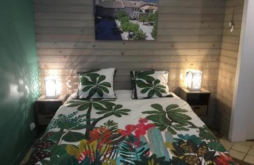 Monflanquin Bed & Breakfast | La Cambra dé Monflanquin