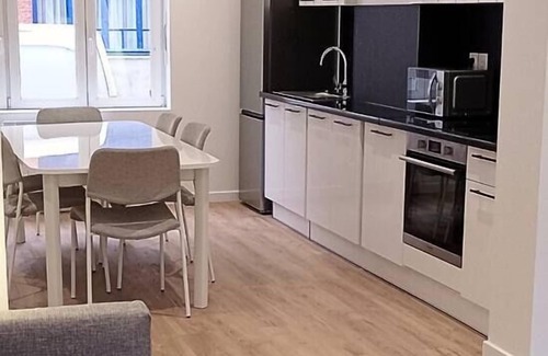 Lens Apartment | La Cantin For 4