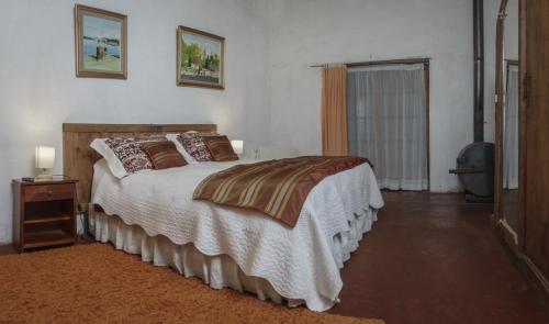 Bulnes Bed & Breakfast | La Casa de Adobe Natural y Más