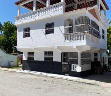 Cabral House | La casa de la Rosa