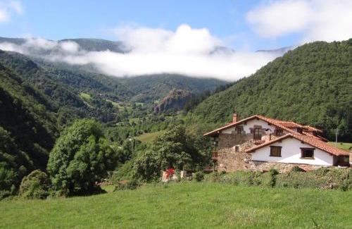 Vada House | La Casa De Las Arcas
