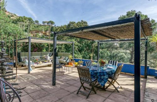 Sa Riera House | La Casa de los Artistas