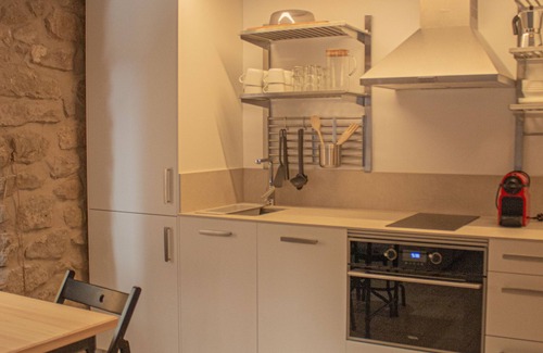 Balaguer Apartment | La Casa Del Miracle. 2 bedroom apartment.