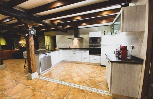 Escobedo House | La Casa del Pendo