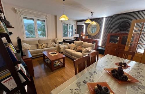 Barrio de la Vega House | La Casa del Pianista