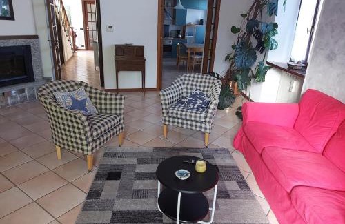 Comabbio House | La Casa di Anna