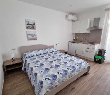 Tre Fontane House | La casa di Enzo 30 mt dal mare