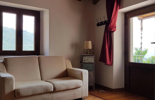 Casola in Lunigiana House | La casa di nonno Fli'