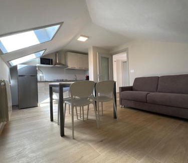 Madonna dell'Olmo Apartment | La casa i due cedri
