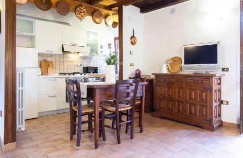 Castelnovo ne' Monti Apartment | La casa nel borgo