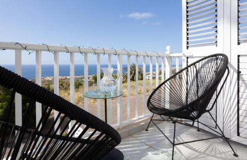 Bajamar House | La Casa Nostra - family oriented house in quiet area