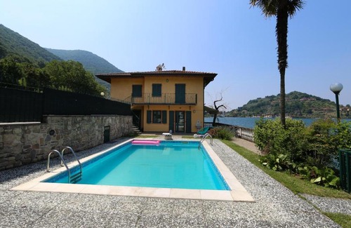 Sulzano Apartment | La Casa sul Lago d'Iseo